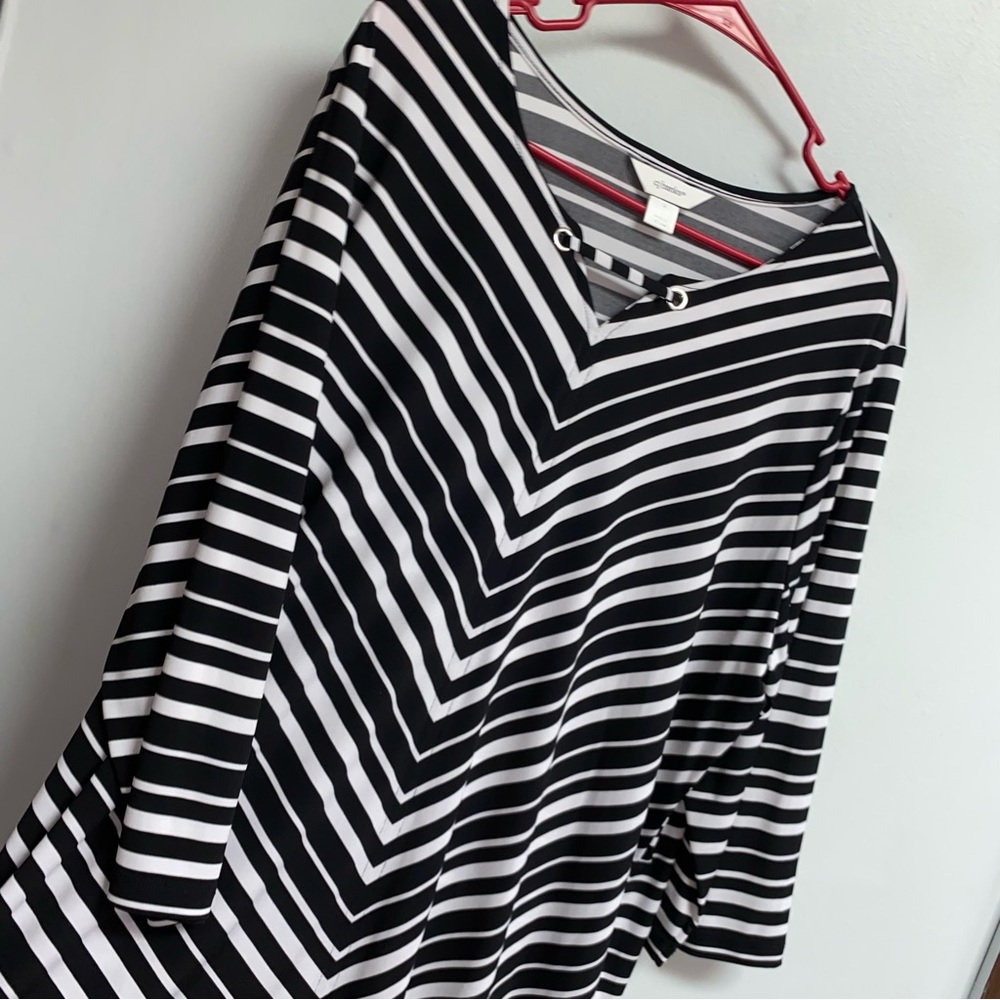 CJ BANKS TOP - 1X - Picture 5 of 9